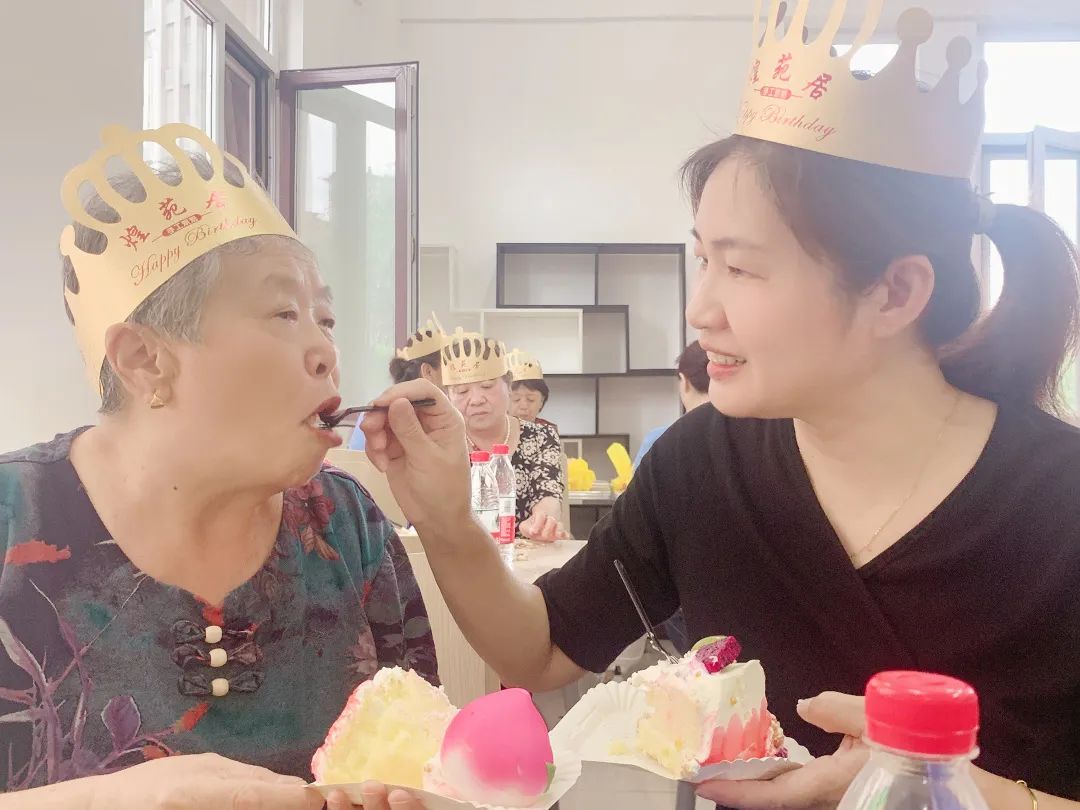 隆泰物業(yè)  愛老助老，托起老年人穩(wěn)穩(wěn)的幸福(圖3)