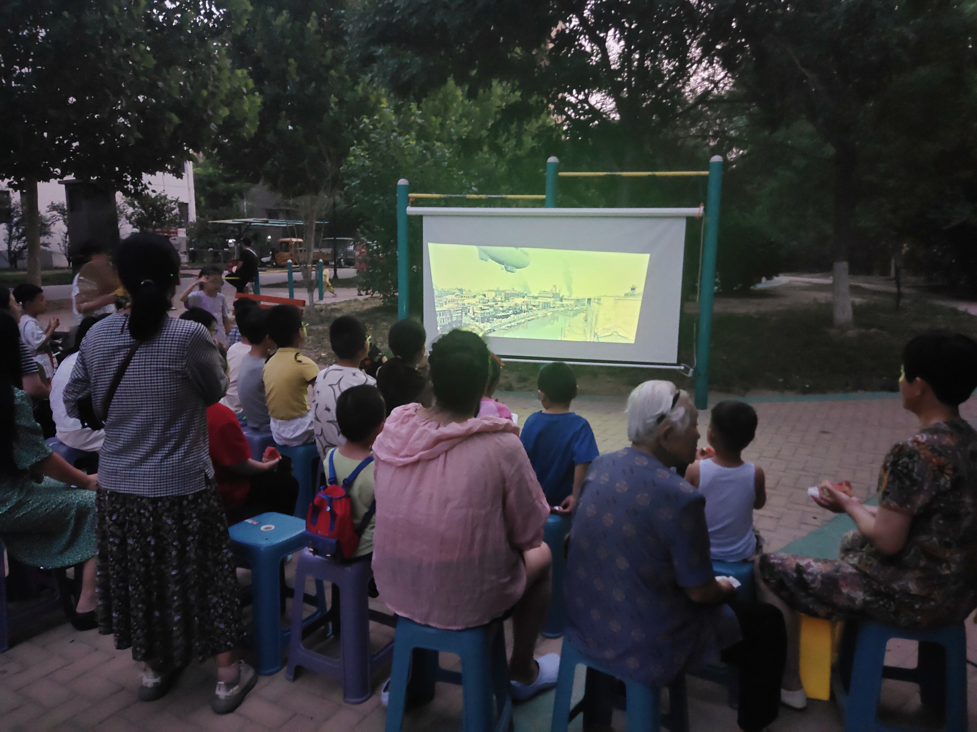 隆泰物業(yè)開展“七一”建黨節(jié)系列活動(圖3)